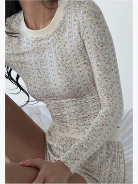 WeWoreWhat Floral Cream Pajama Set